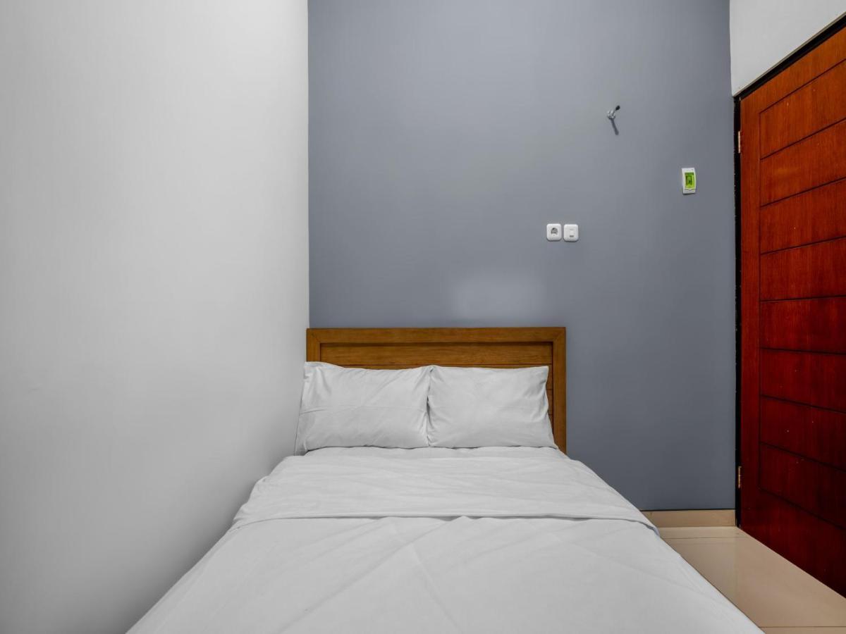 Casa Ts 16 Hotel Malang Buitenkant foto