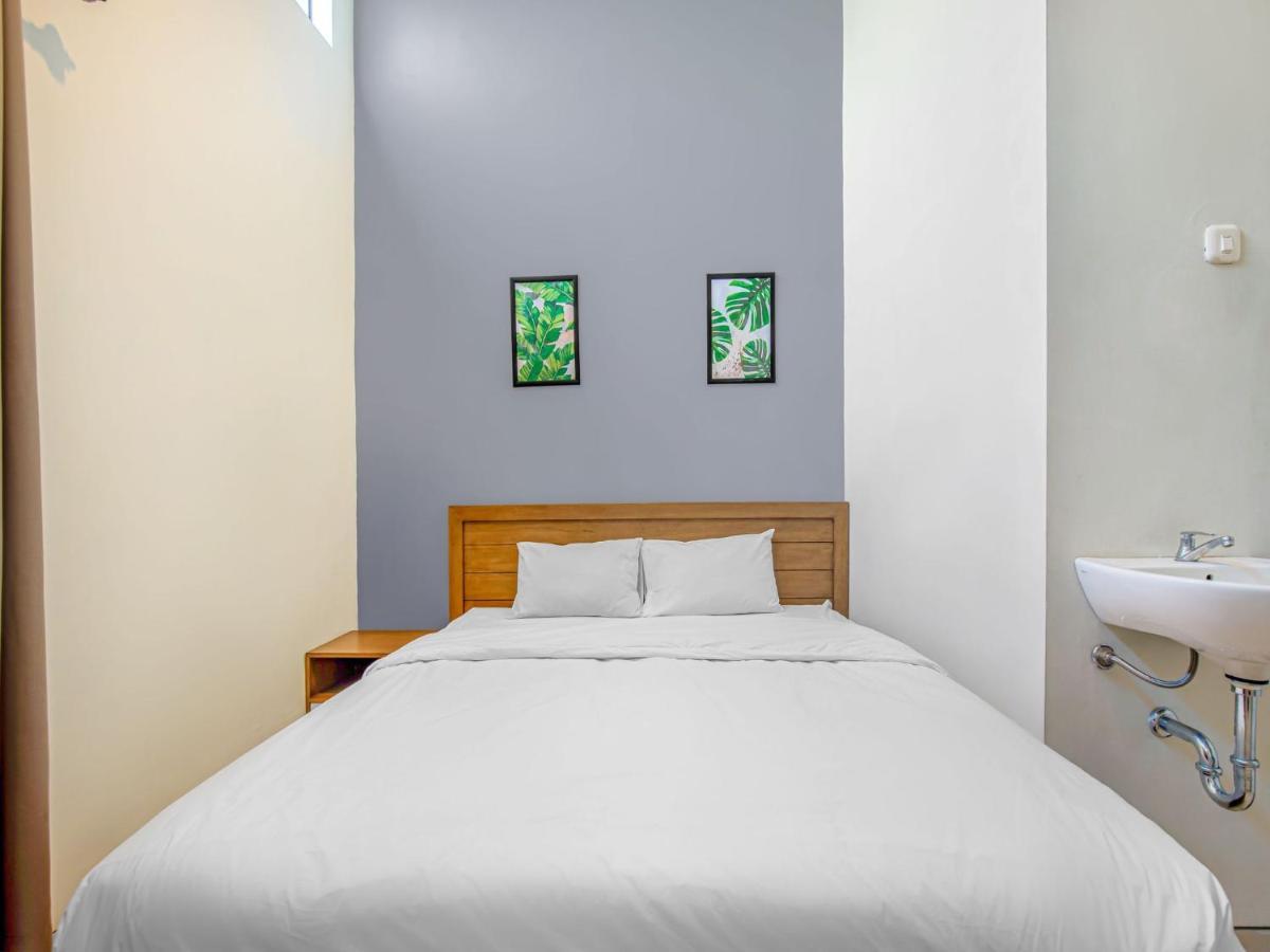 Casa Ts 16 Hotel Malang Buitenkant foto