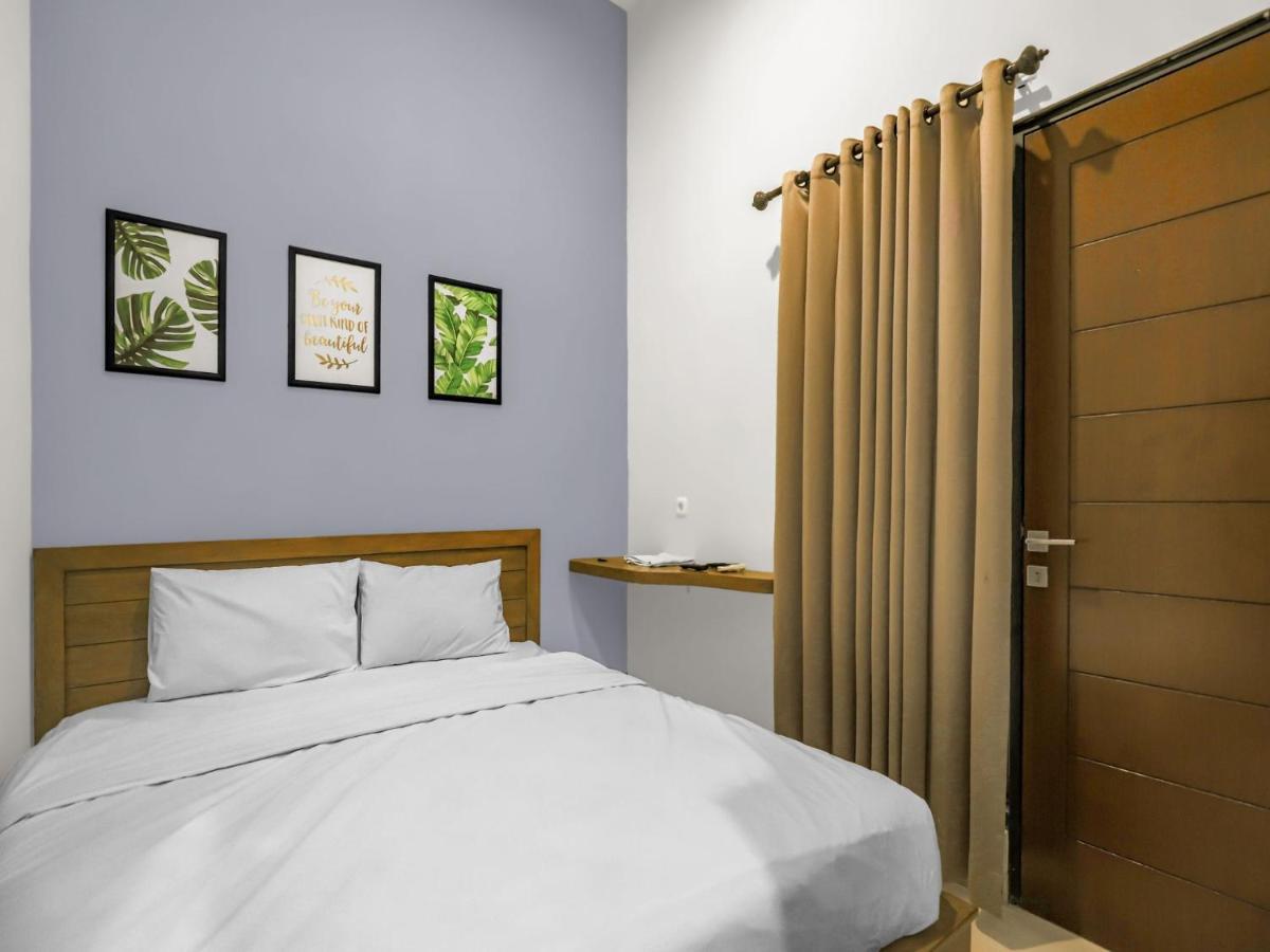 Casa Ts 16 Hotel Malang Buitenkant foto